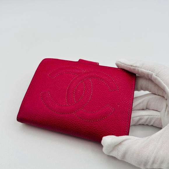 Chanel Caviar Leather Wallet - Picture 6 of 12